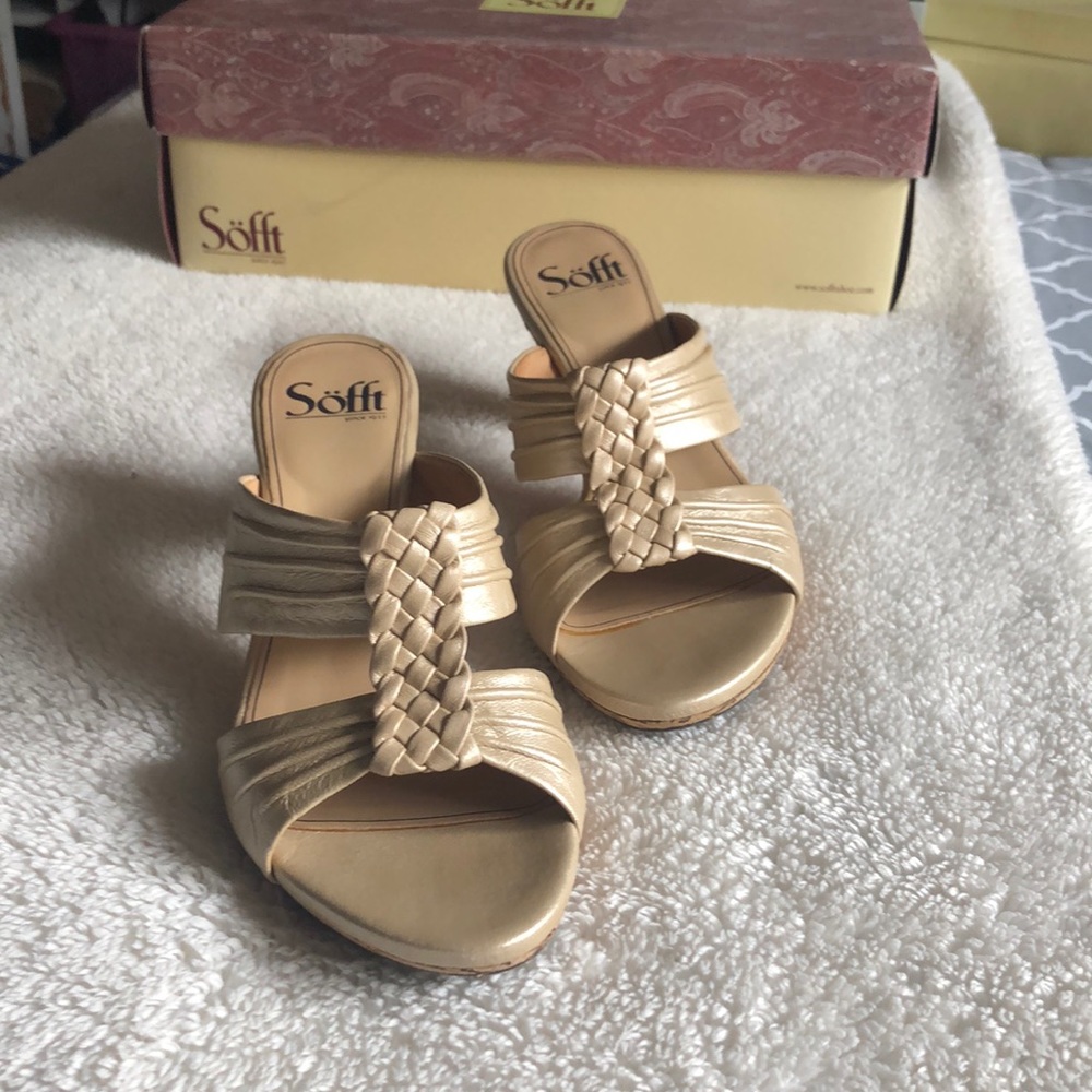 Soft Gold Leather Heels!